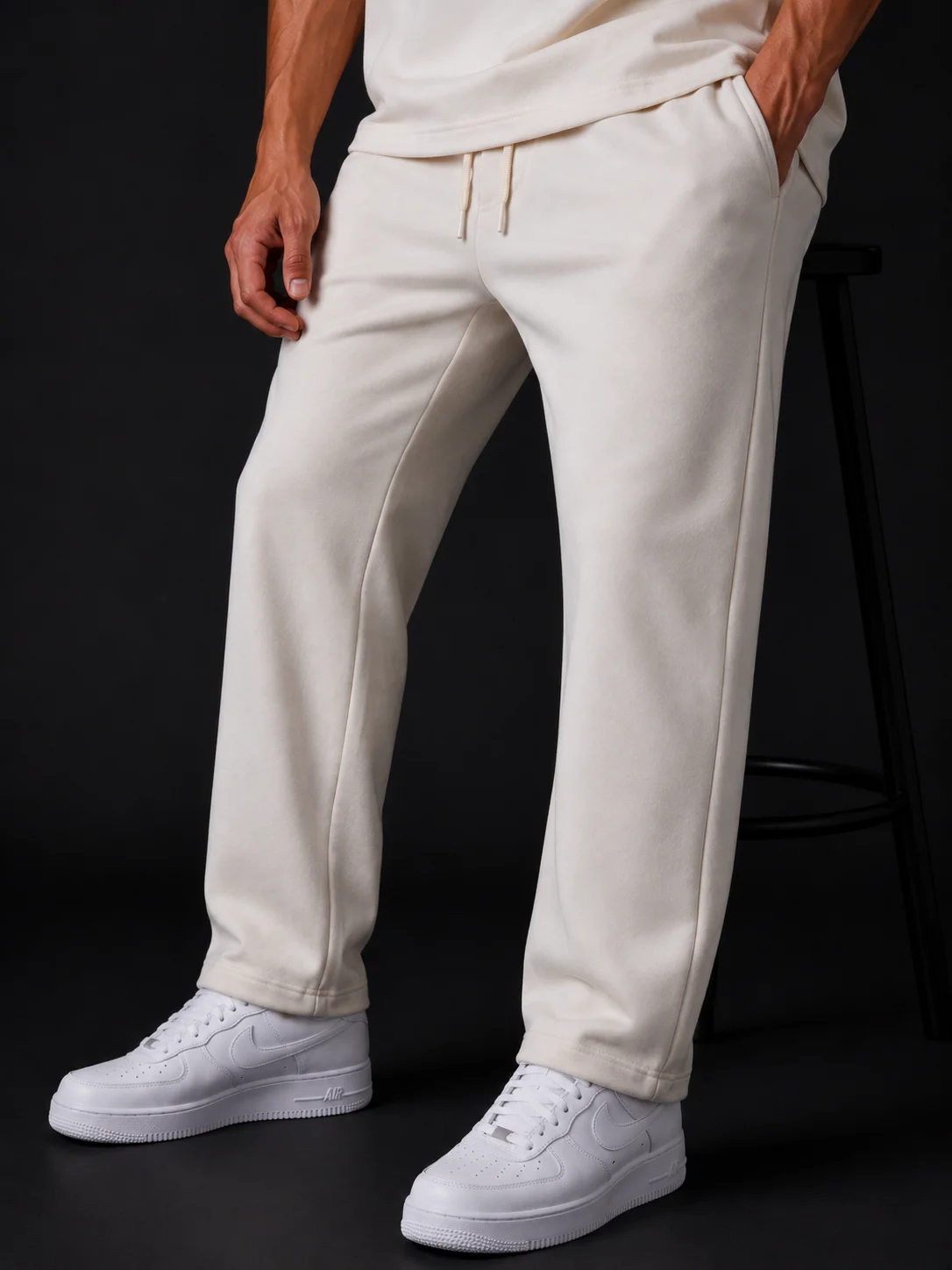 Off-White Interlock Sweatpants 3